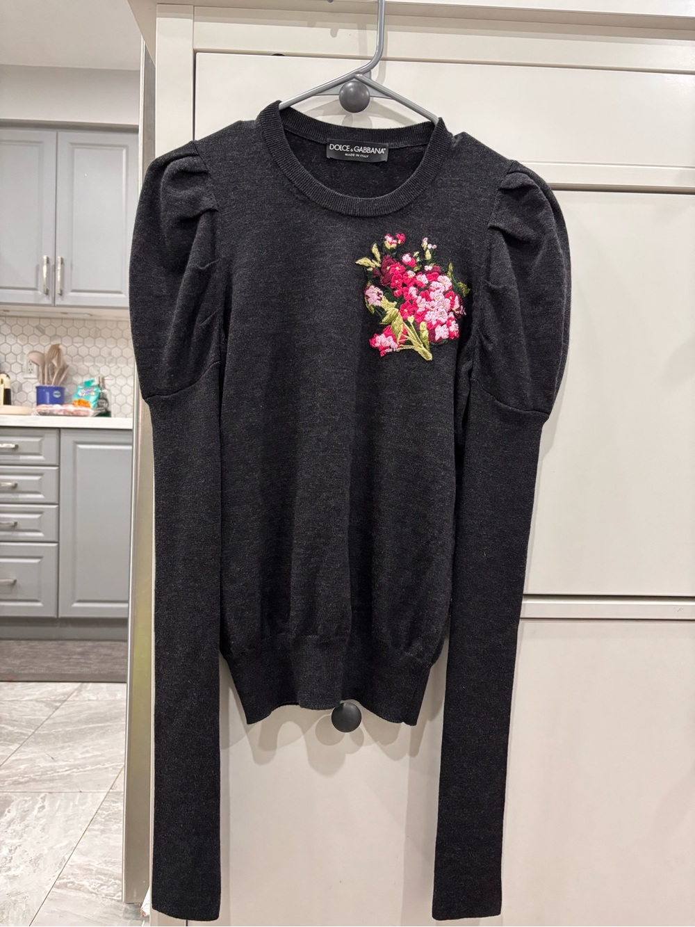 Dolce & Gabbana Black Puff-Sleeve Floral Appliqué Sweater